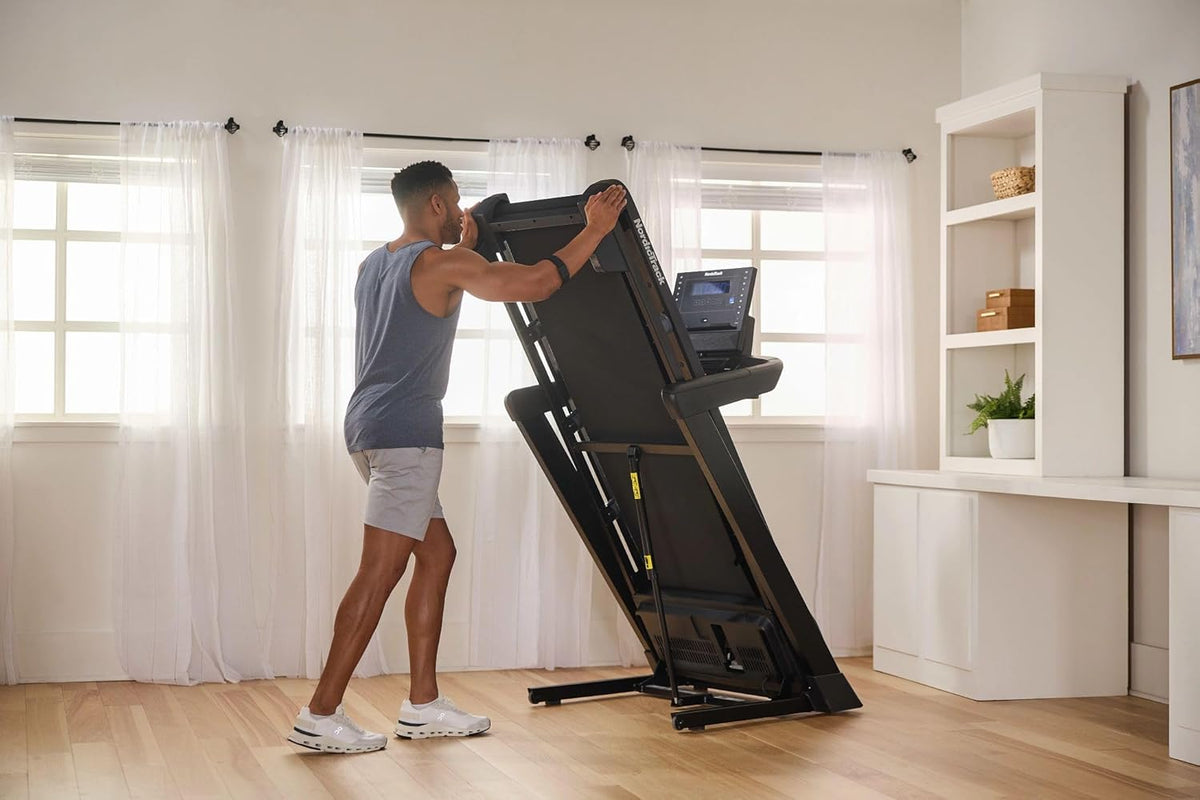 NordicTrack T-Serie: Laufband mit Steigung, Bluetooth & 136 kg Tragkraft